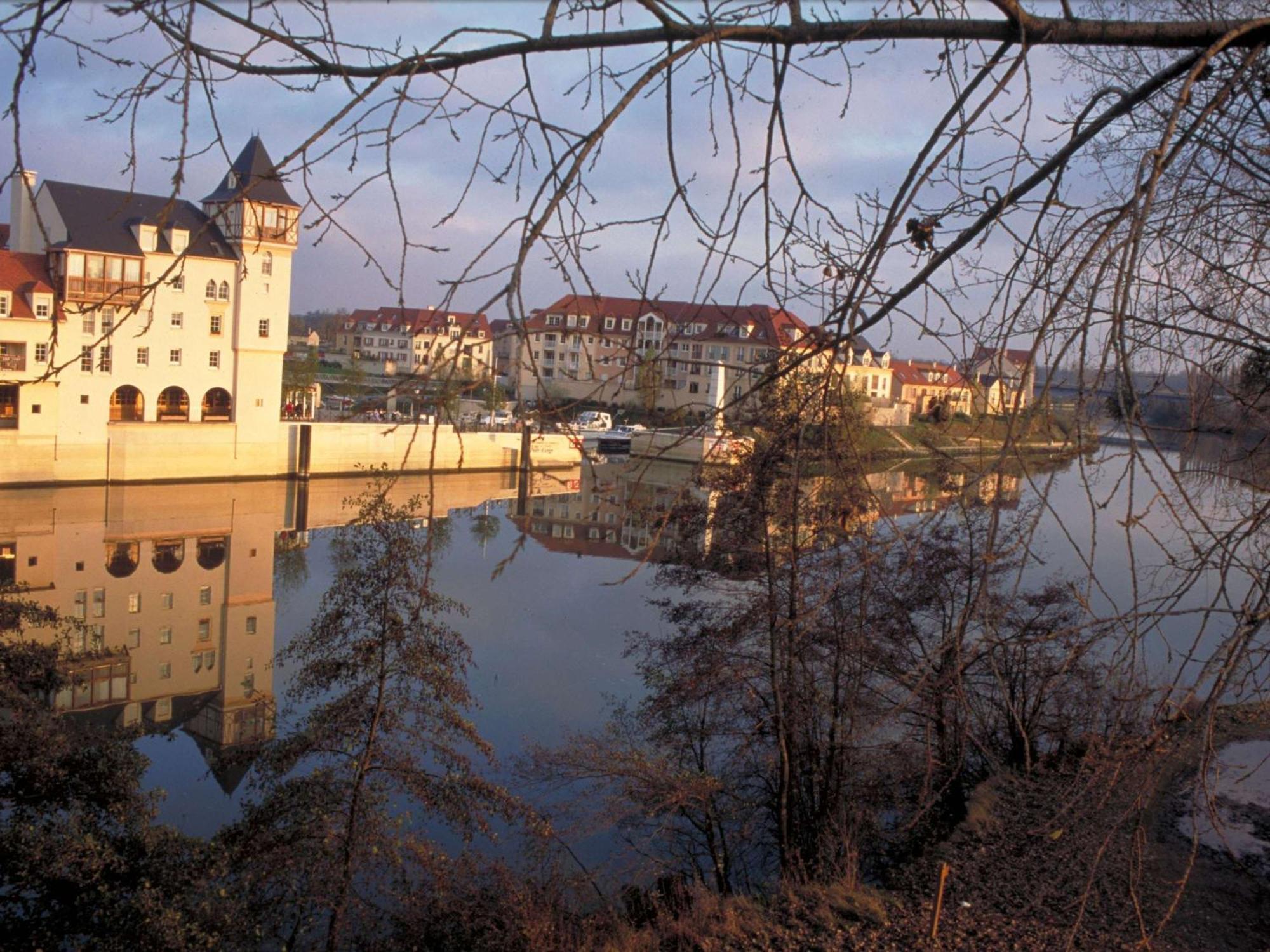 Ibis Budget Cergy St Christophe Eksteriør bilde