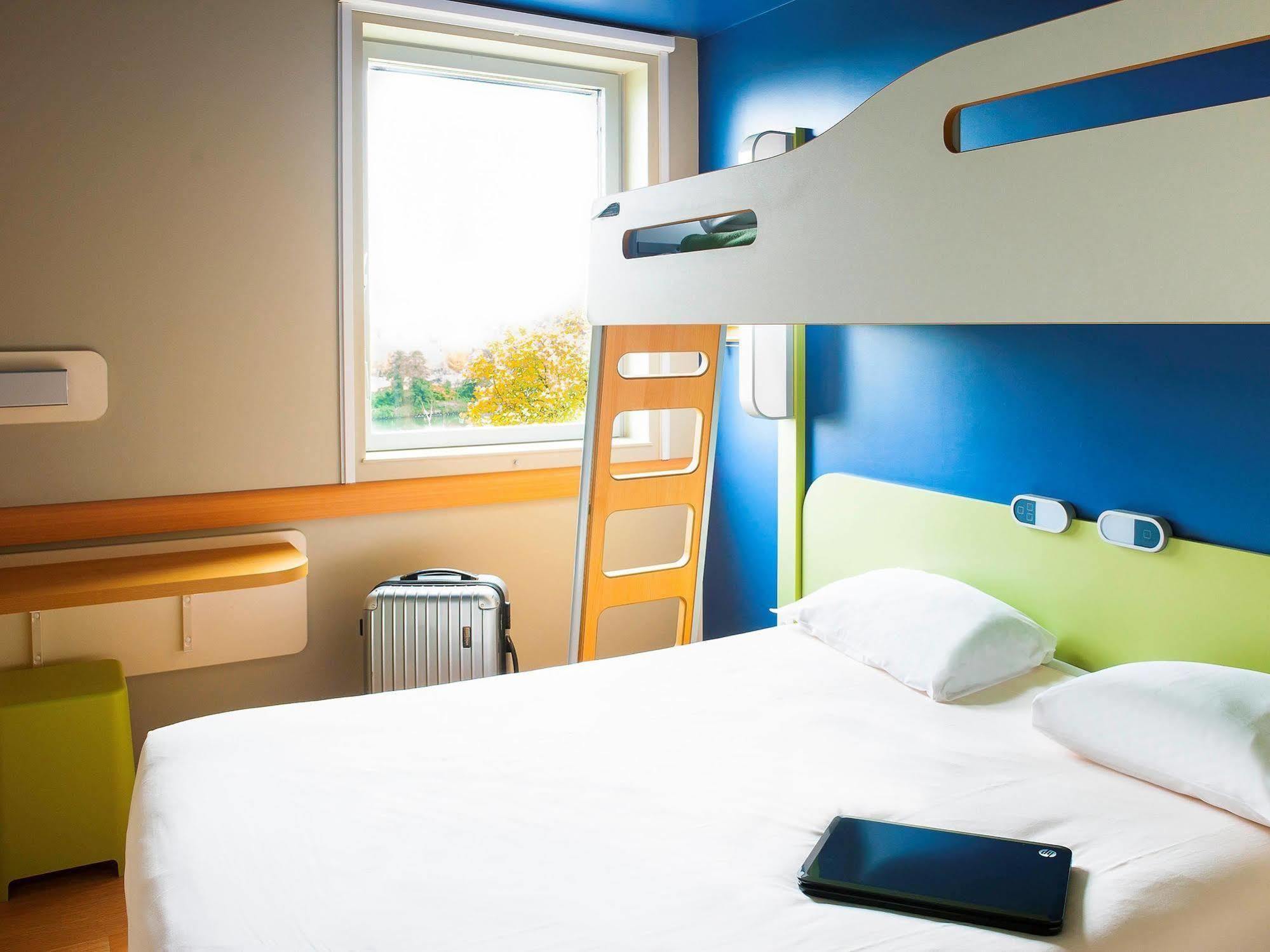 Ibis Budget Cergy St Christophe Eksteriør bilde