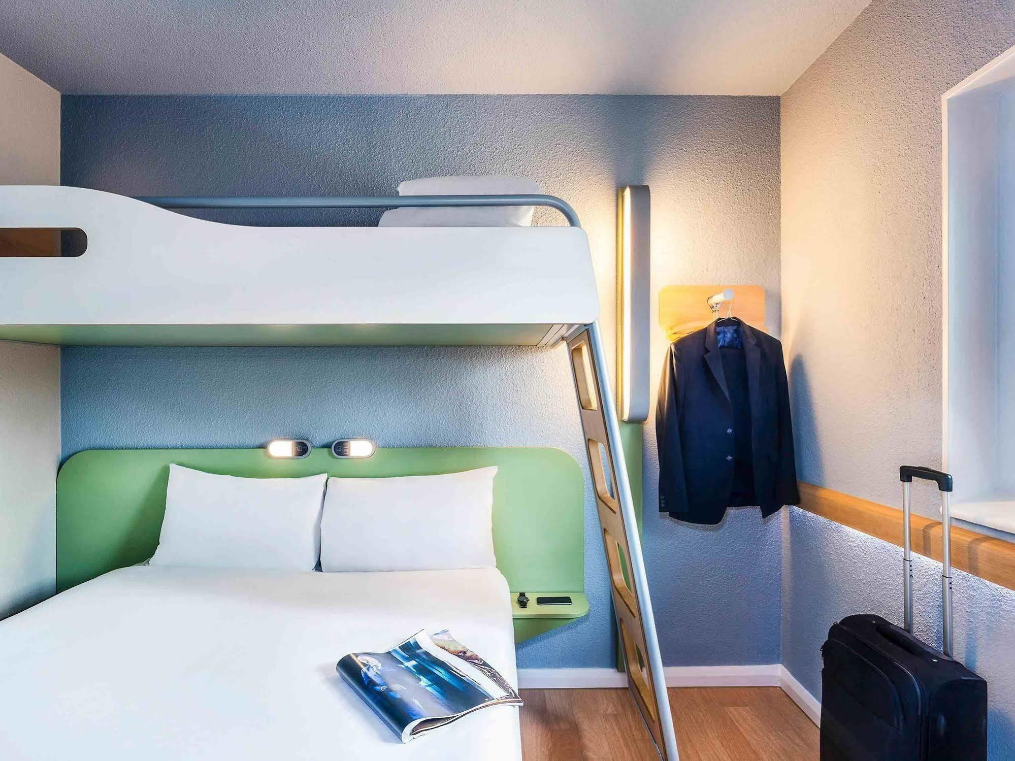 Ibis Budget Cergy St Christophe Eksteriør bilde