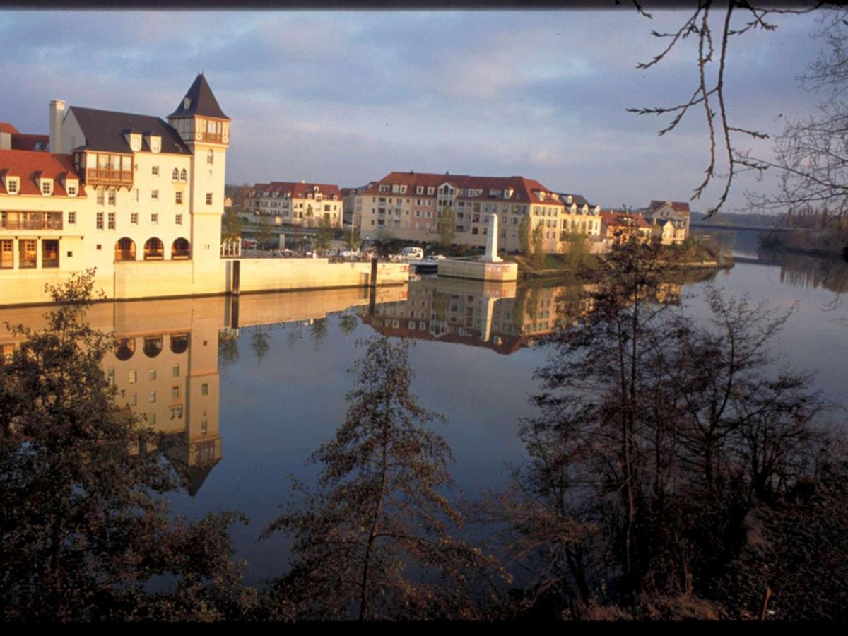 Ibis Budget Cergy St Christophe Eksteriør bilde